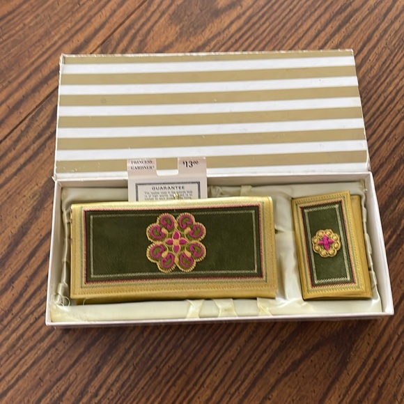 New vintage Princess Gardner embroidered leather wallet and key holder set NWT - Picture 1 of 11